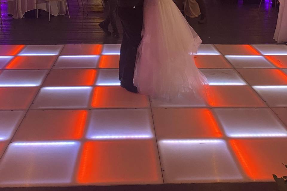 Dance floor lighting