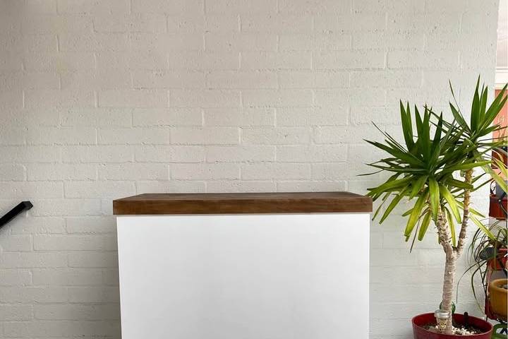 Portable bar