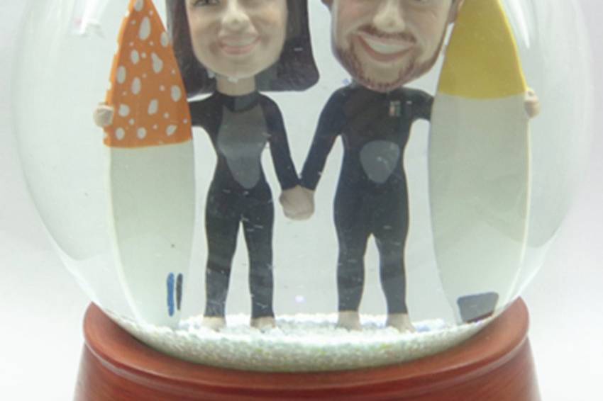 US Custom snow globes