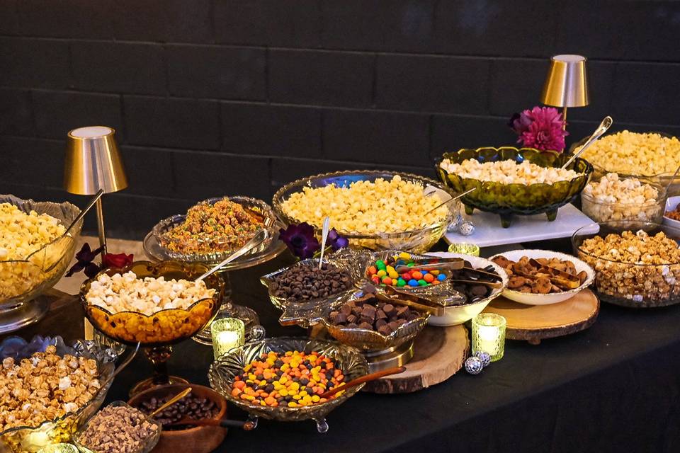 Popcorn bar