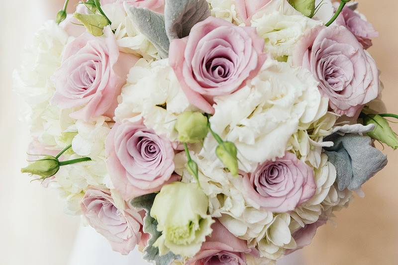 Rose and Lisianthus  Bouquet