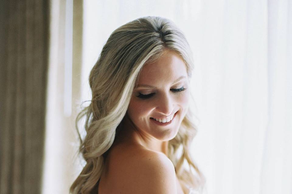 Timeless bridal makeup