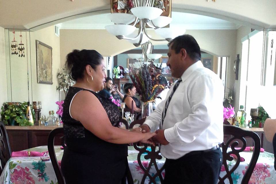 This Christmas wedding took place in the clubhouse of the apt complex the couple was living at.