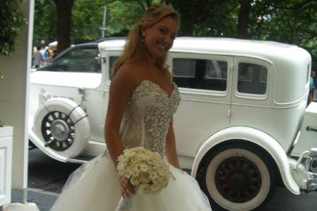 Wedding at Woodbury Country Club Escalade Limo