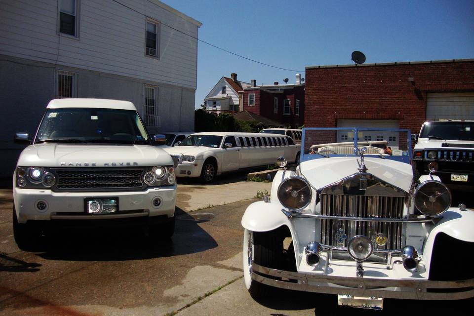 Range Rover Limo1930 Rolls Royce Convertible