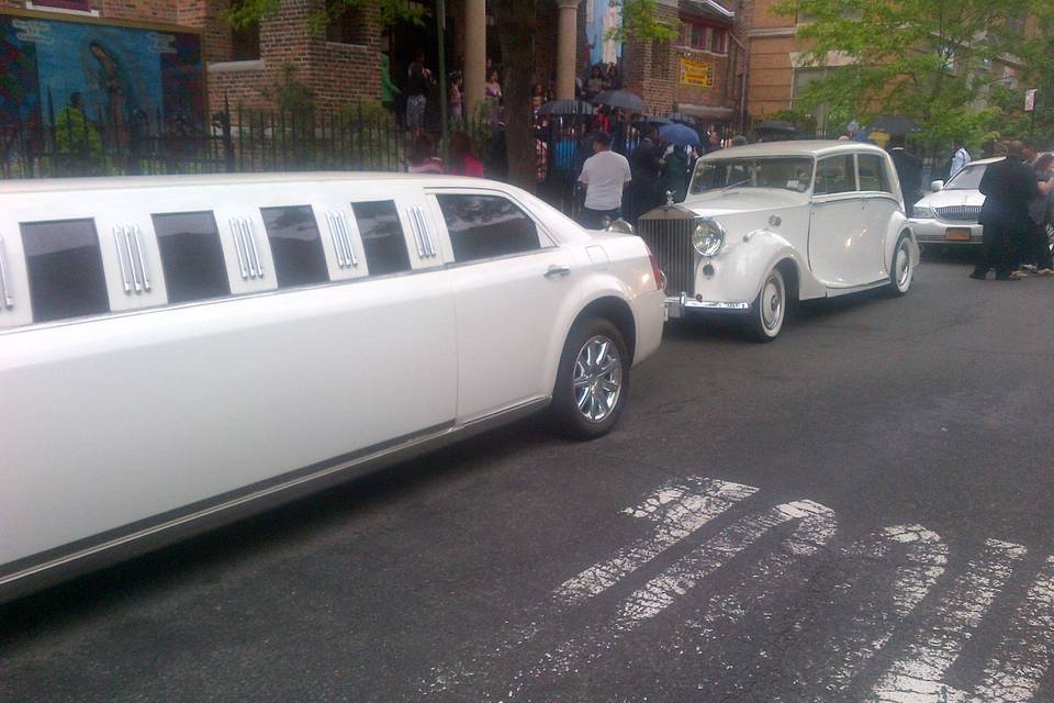 Antique Rolls Royce PrincessChrysler Limo