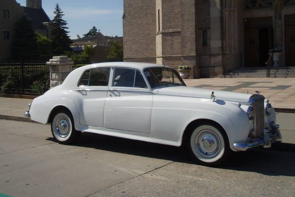 Antique Rolls Royce Phantom