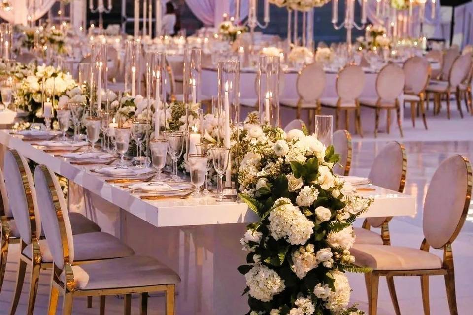 Elegant Motif