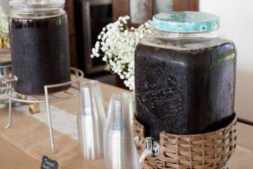 Simply Elegant Bakery and Catering