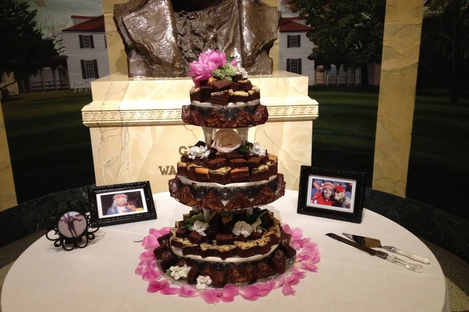 Brownie bites wedding cake