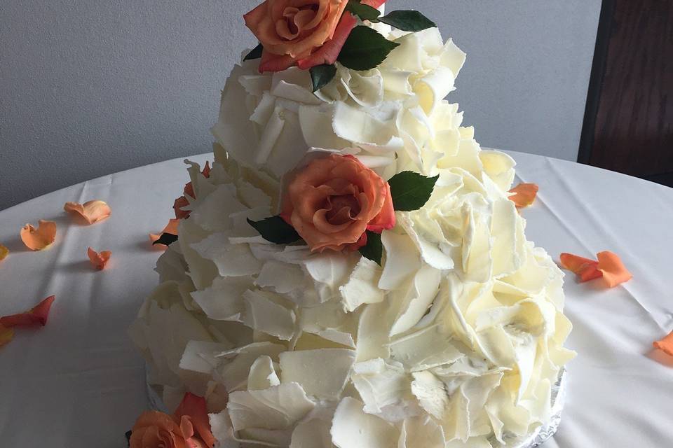 White chocolate curls wedding cake