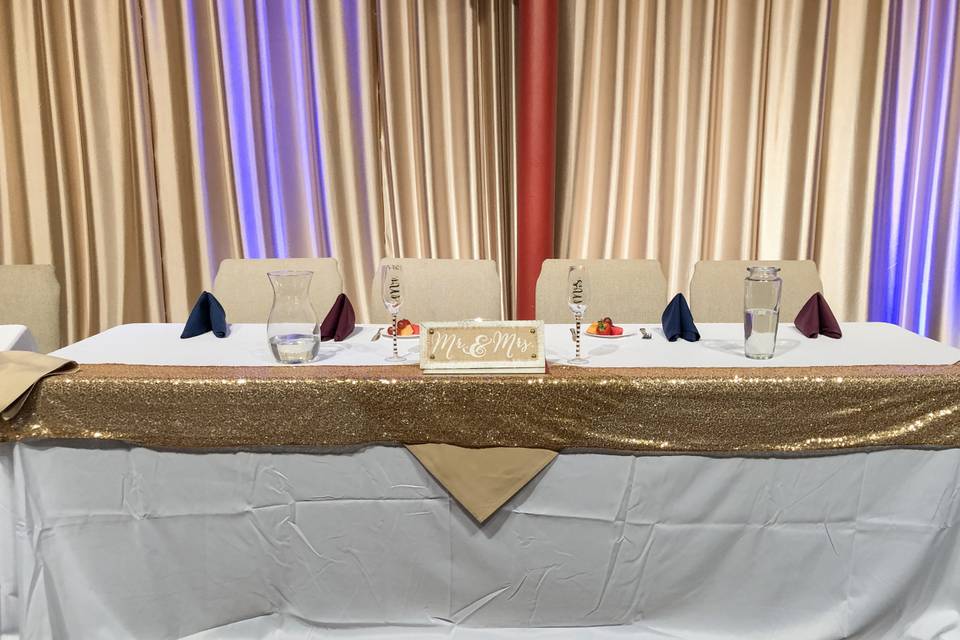 Head table