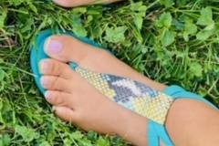 Pedicure with acrylic big toes