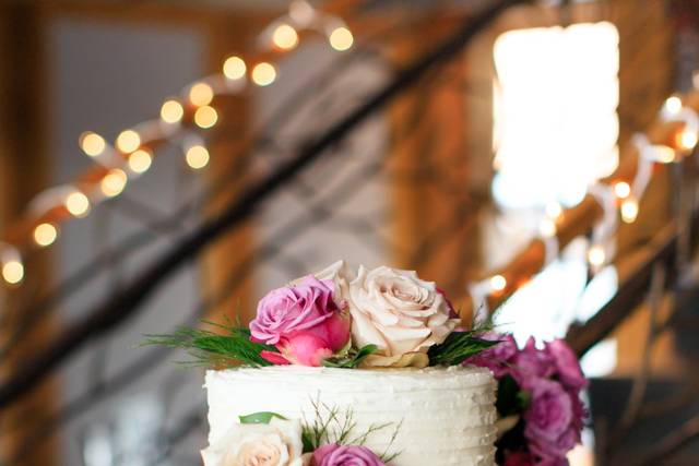 Elegant Wedding Cakes