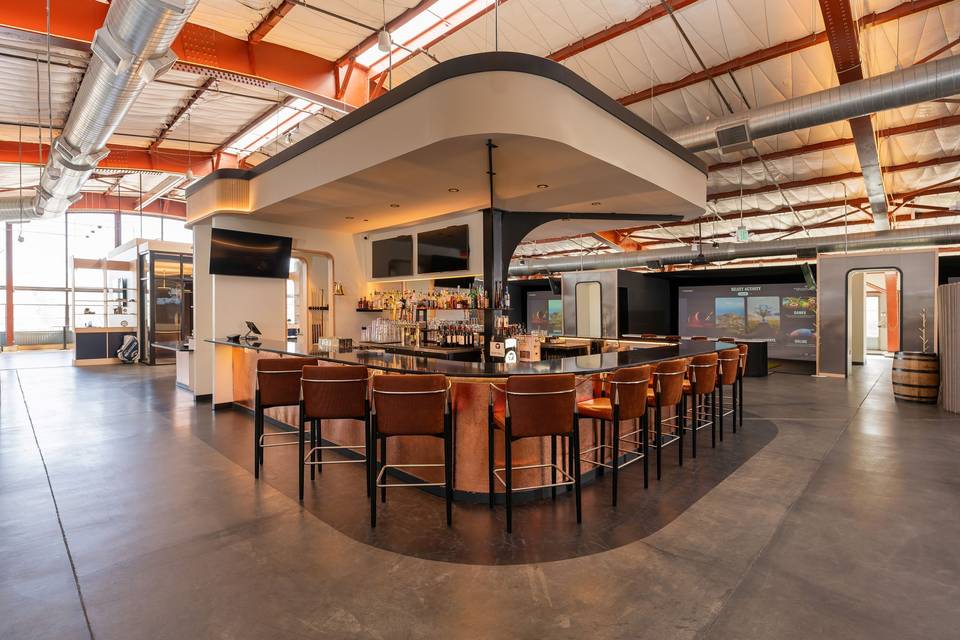 Bar side View