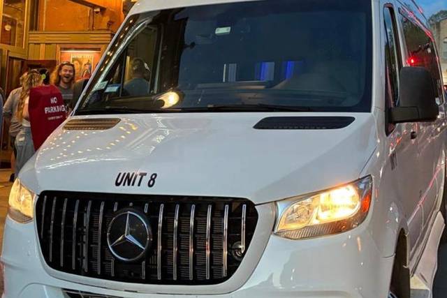 14 Pax Limousine Bus