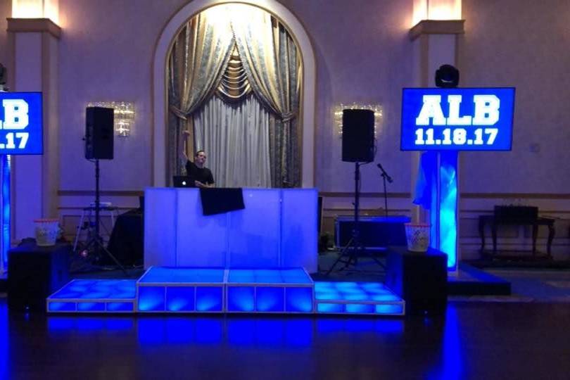 DJ table