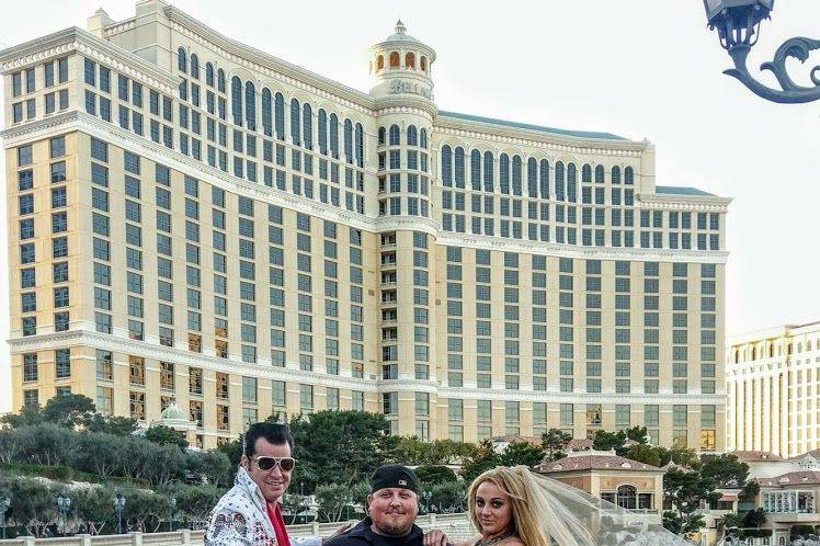 Renewal of vows at the bellagio fountains