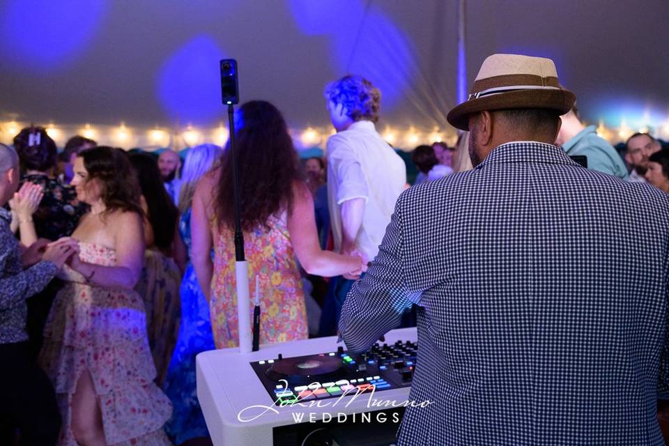 EPIC Lakeville Wedding