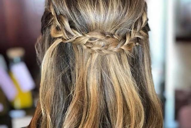 HoneyComb Salon