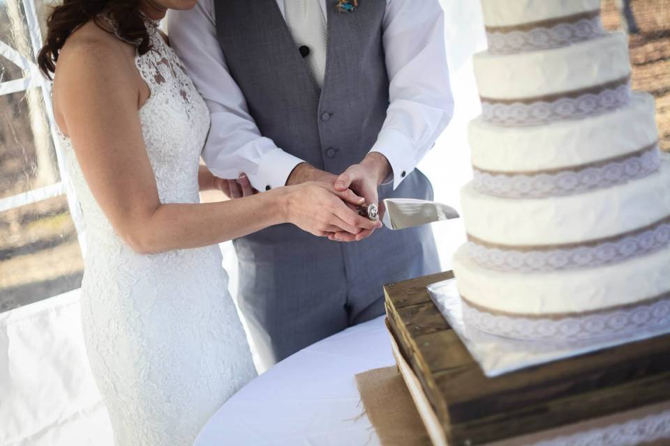 Cutting the cake