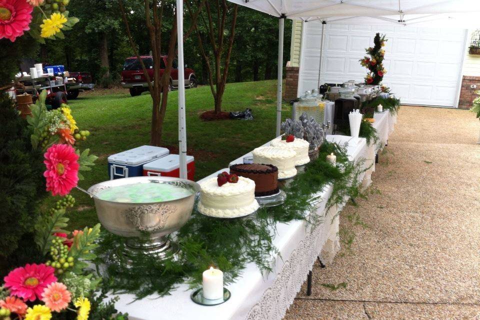 Outdoor Bridesmaid Luncheon