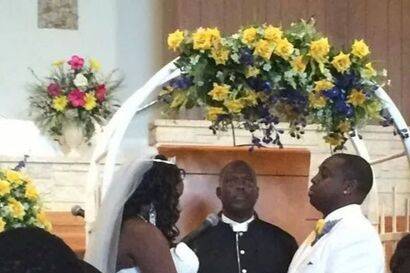 Elegant weddings 4 U