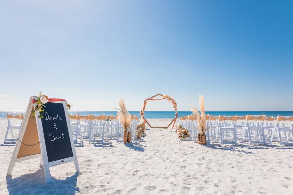 Boho wedding on the beach
