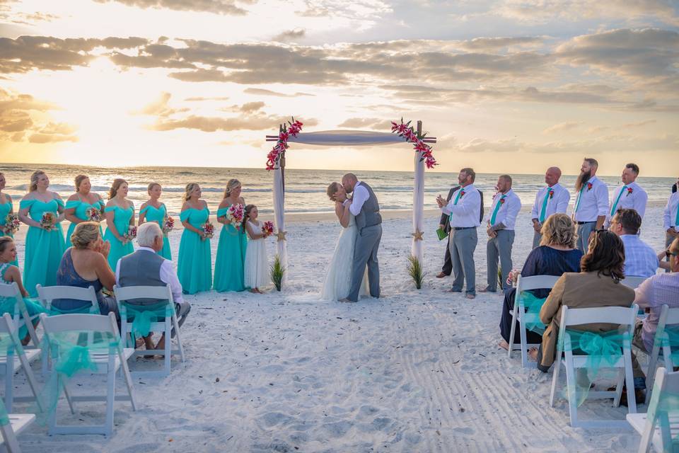 Sunset wedding in Florida