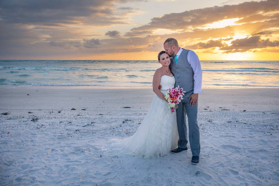 Sunset wedding in Florida