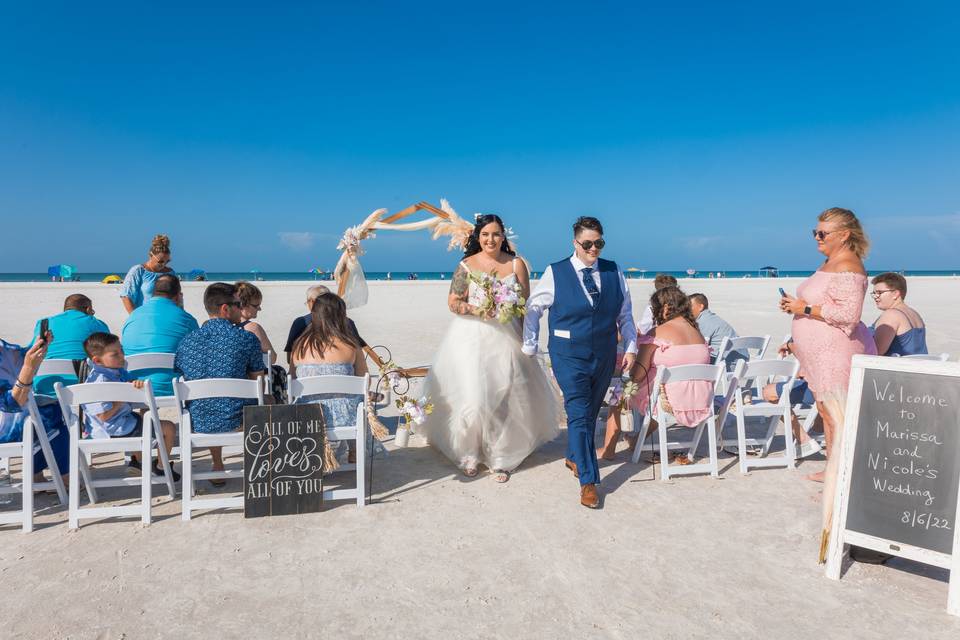 Sunset wedding in Florida