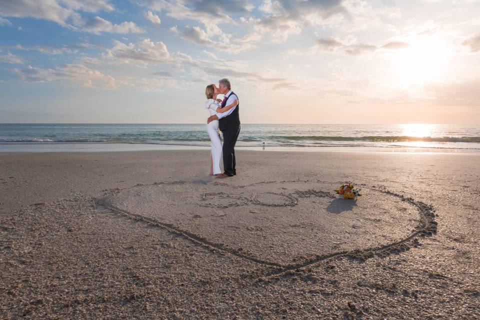 Beach wedding in Venice Beach