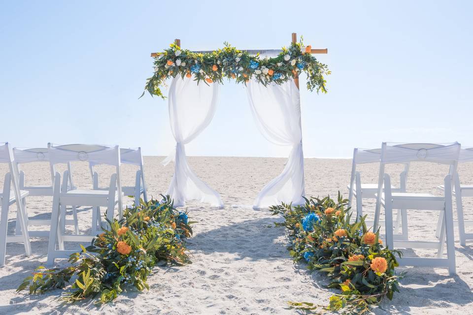 Beach ceremony in Venice Fl