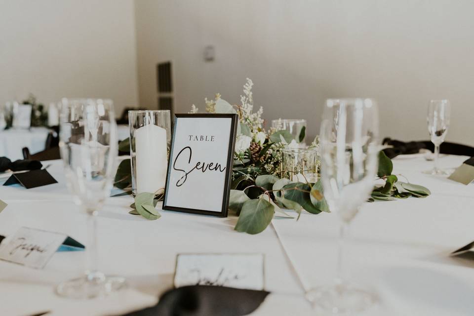 Barrel Room Table Setting