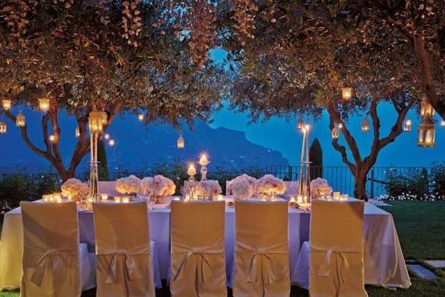 Wedding at Hotel Caruso, outdoor setting