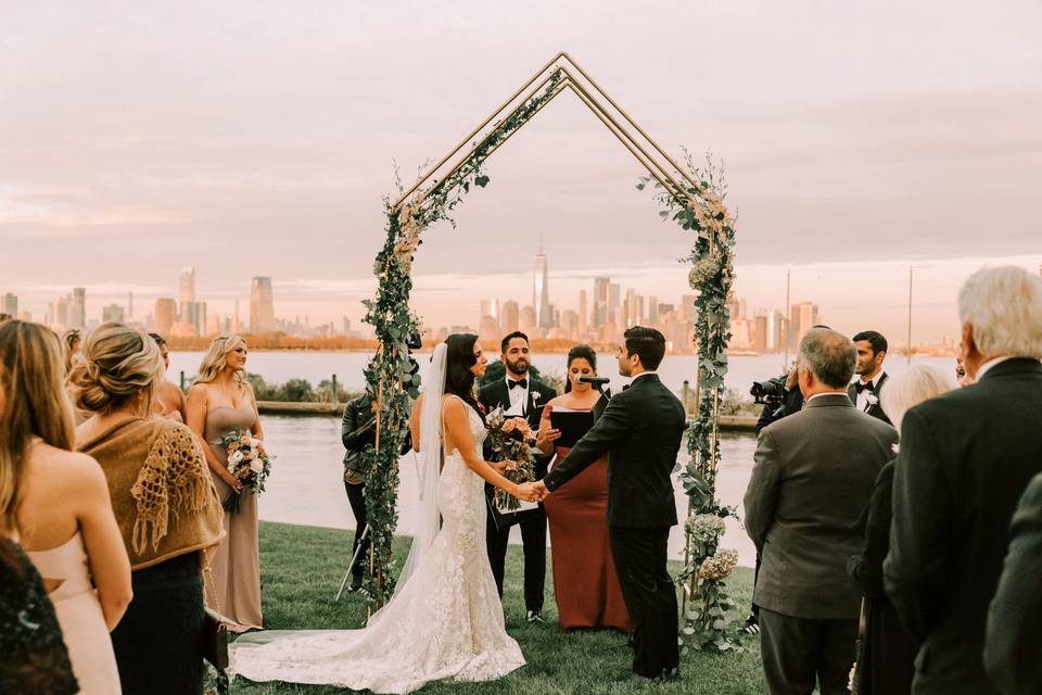 Hudson House Outdoor Ceremony