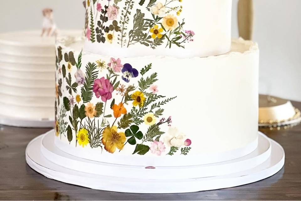 Dry pressed flower cake