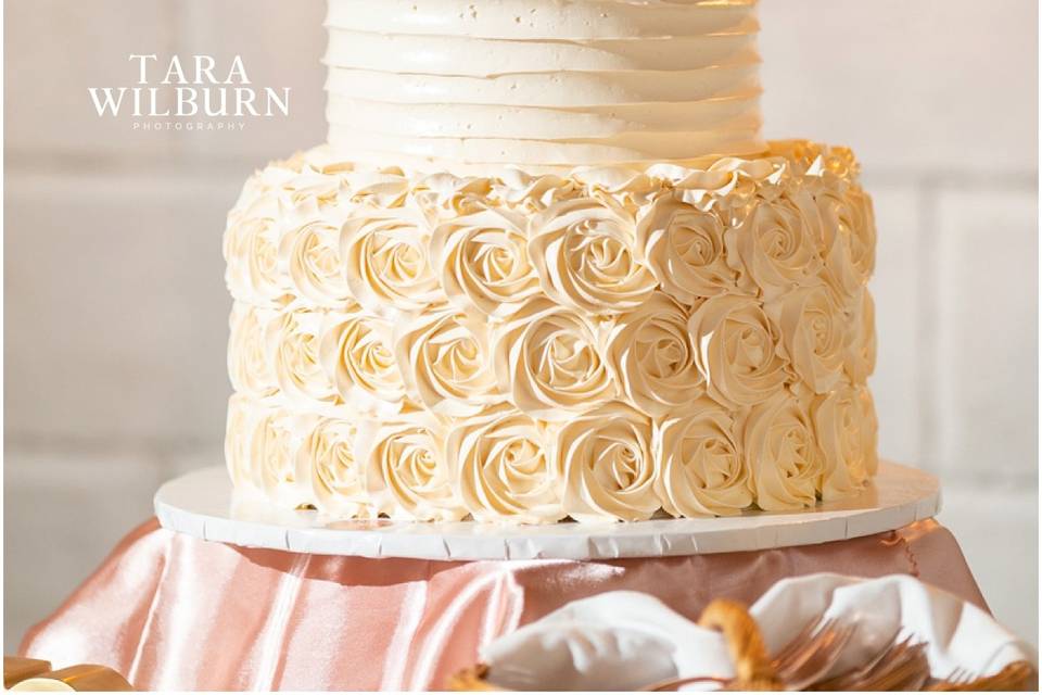 Rustic butter cream cake