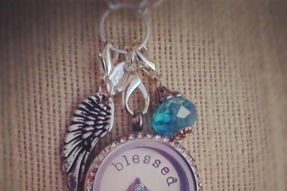 Origami Owl- Lindsay Bessey, Independent Designer