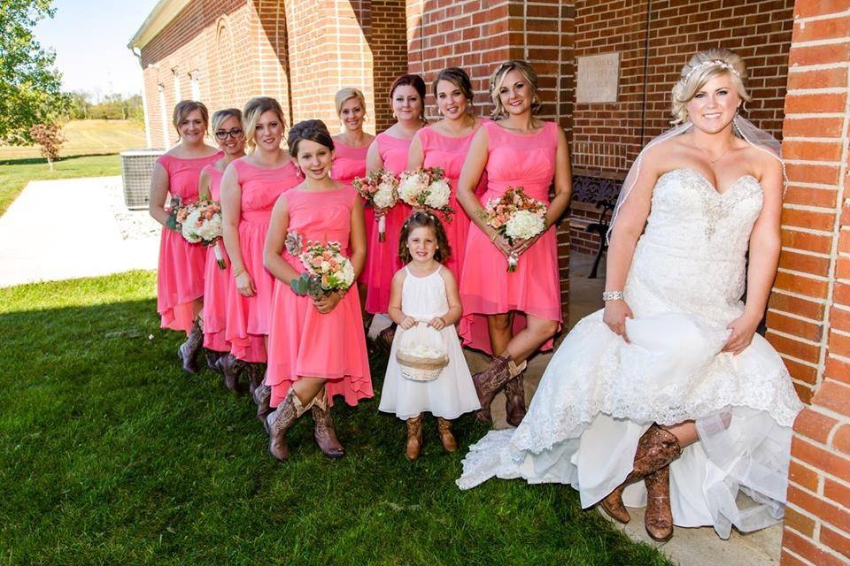 Bride with bridal party