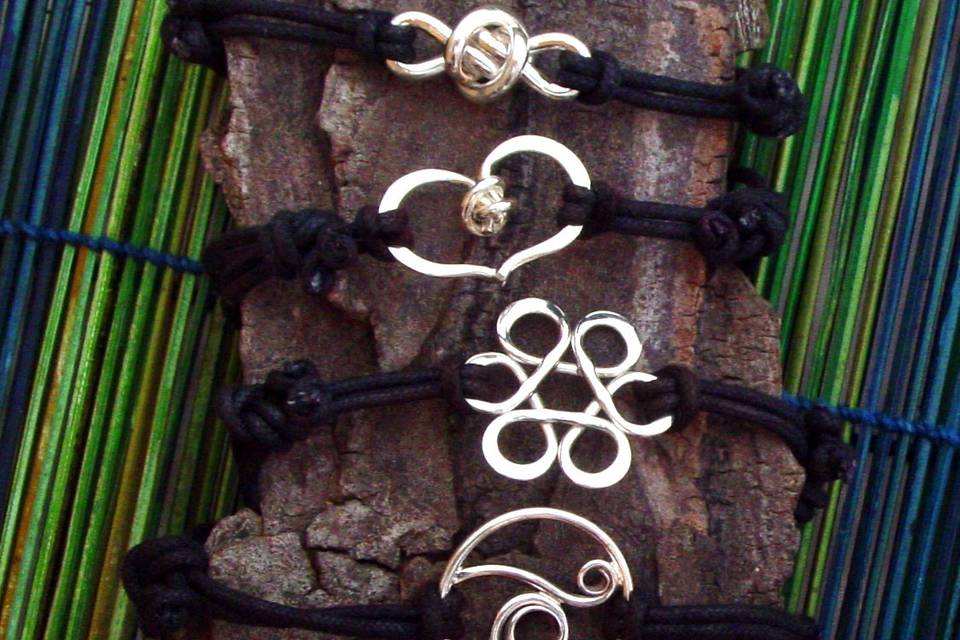 Crucian Knot drop style earrings