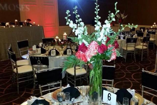 Floral centerpiece