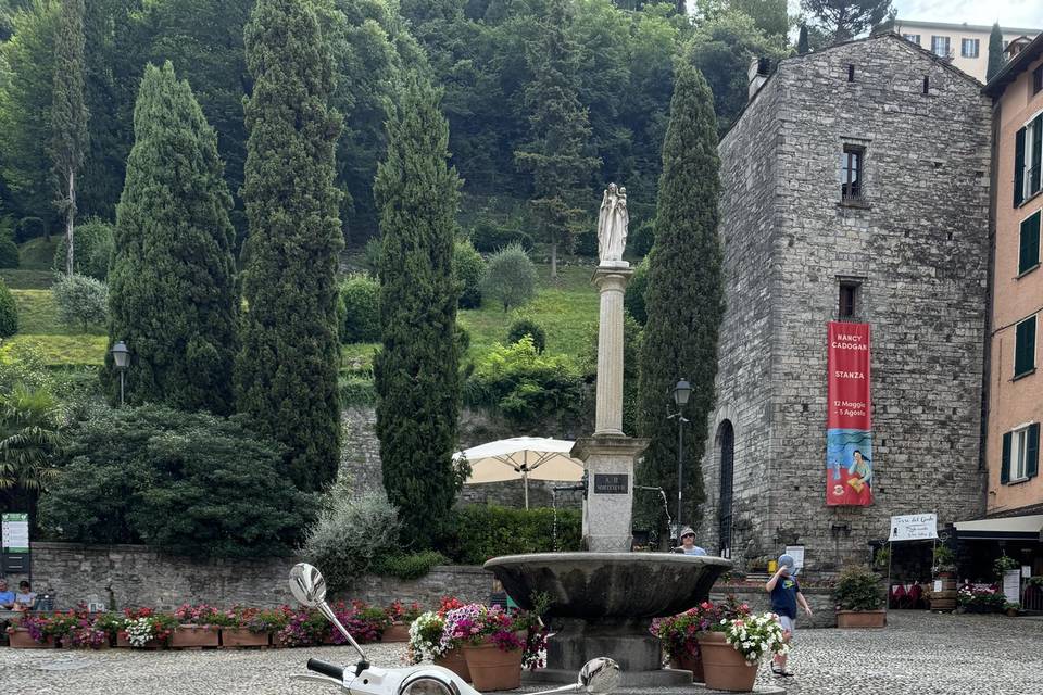 Vespa Tour in Lake Como