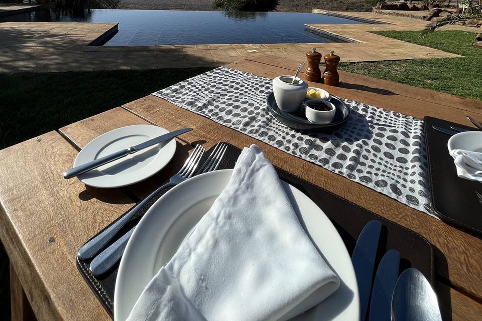 Private Breakfast on Safari