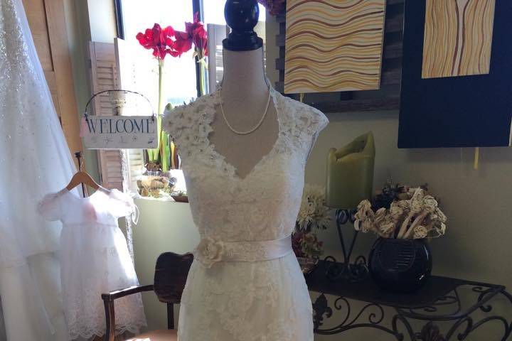 LowCountry Bride and Gown, LLC