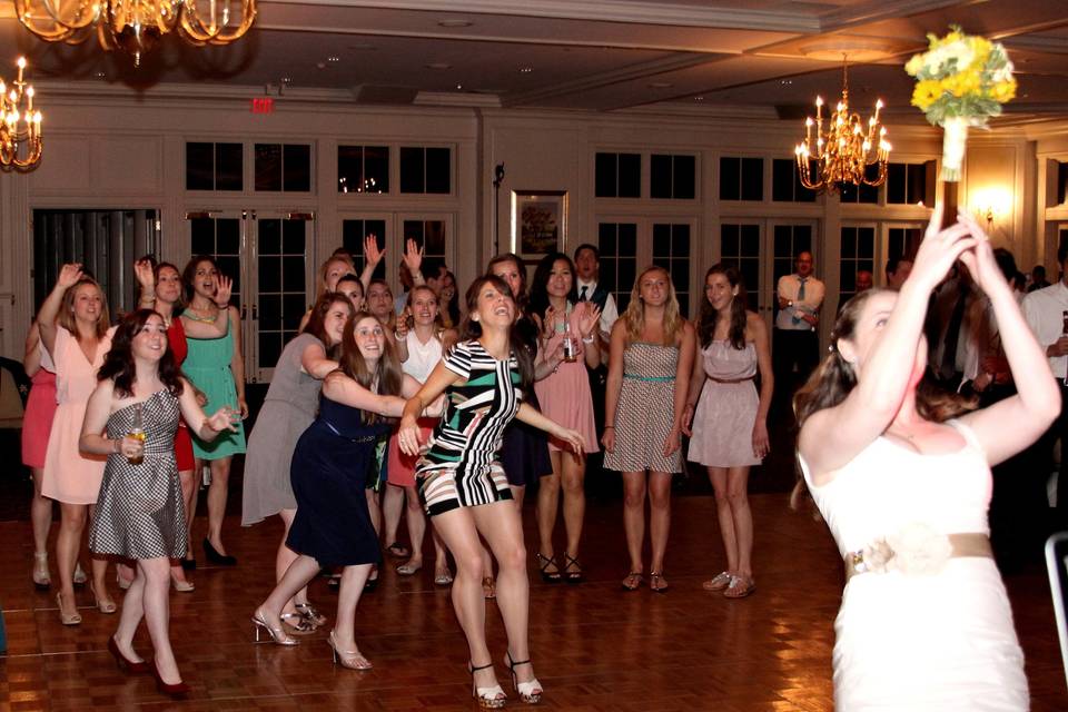 Bouquet toss