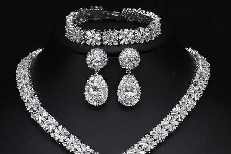 Floral Pattern CZ Jewelry Set