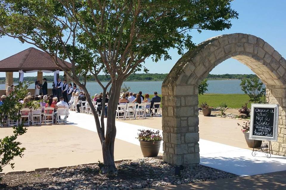 Paradise Cove at Lake Grapevine