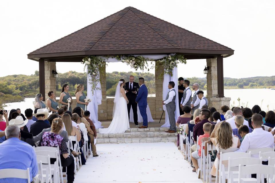 Paradise Cove at Lake Grapevine