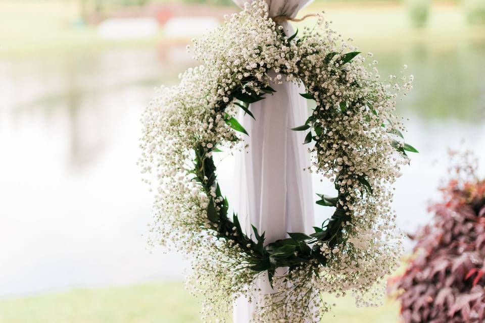 Wedding wreath | Photo courtesy of Kathryn Ivy Photography